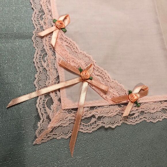 Vintage 1960s Handmade Ladies Lacy Handkerchief in Soft Peach w/Roses, Ribbon - Picture 5 of 9